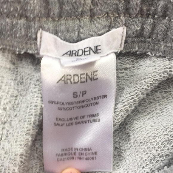 ardene  nyc shorts - Picture 2 of 3